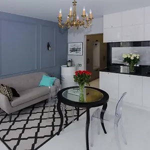  Апартаменты Charming In The Center Украина